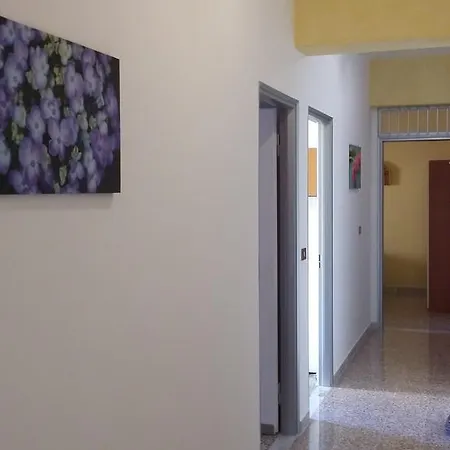 Semesterbostad La Casa Sul Corso Campora San Giovanni